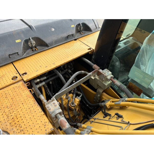 2007 كاتربيلر 323D LN-42665891