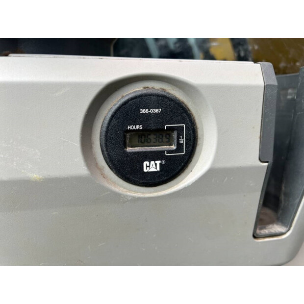 2017 Caterpillar 330F L-42666237