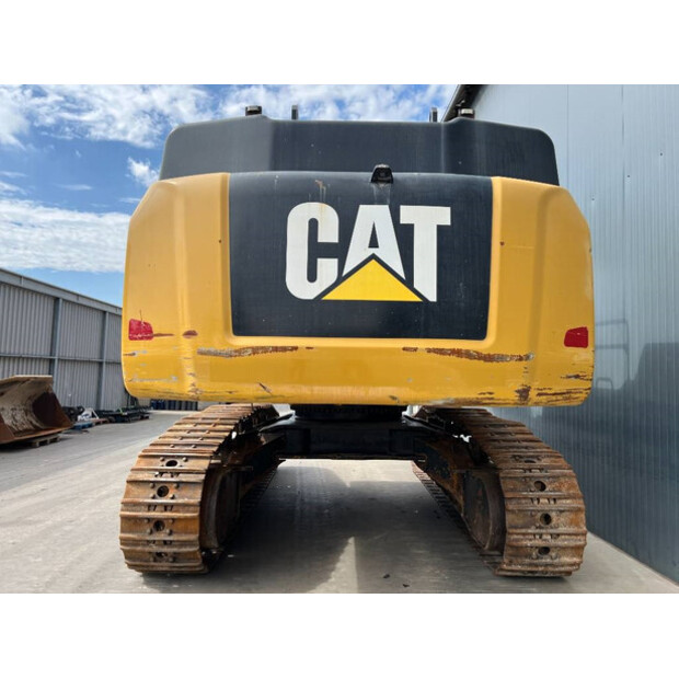 2017 Caterpillar 352F-42666356