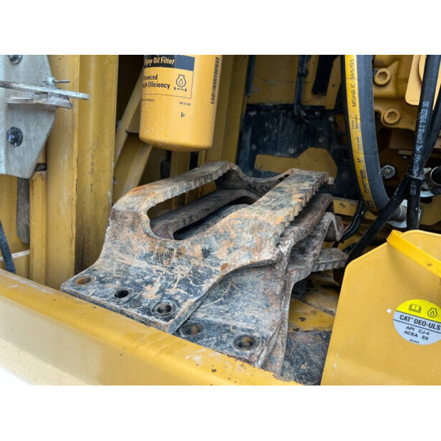 2017 Caterpillar 352F-42666373