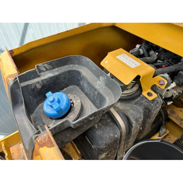 2017 Caterpillar 352F-42666376