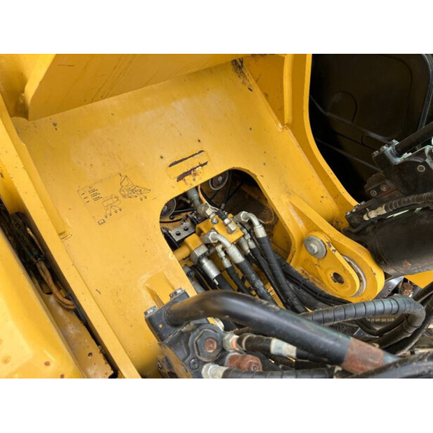 2017 Caterpillar 352F-42666377