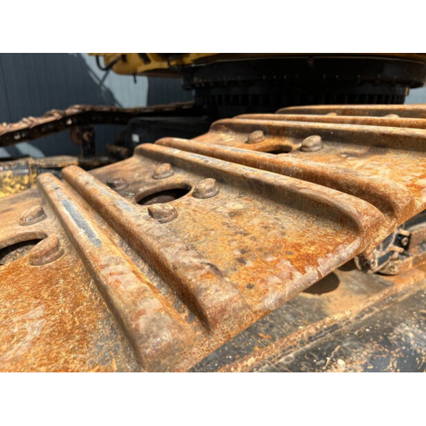 2017 Caterpillar 352F-42666392