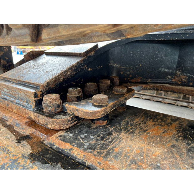 2017 Caterpillar 352F-42666416