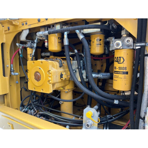2014 Caterpillar 374FL ME-42666455