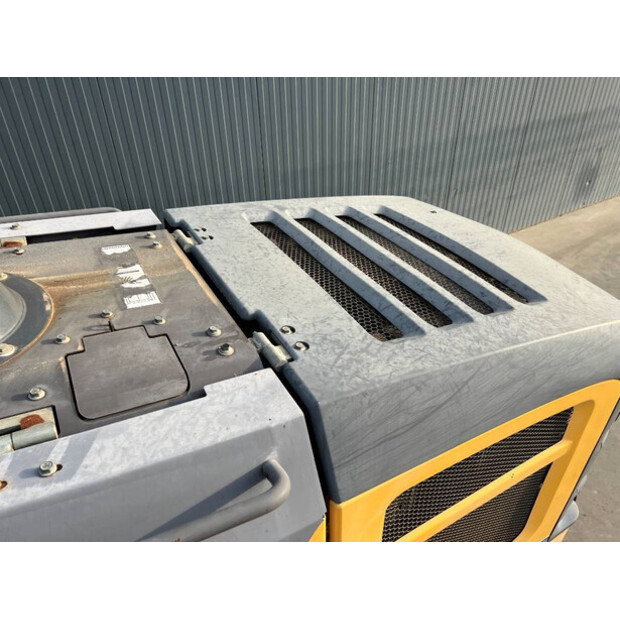 2014 Volvo G930B-42667855