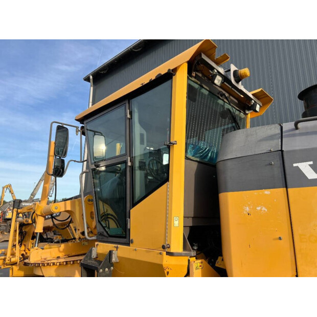 2014 Volvo G930B-42667856