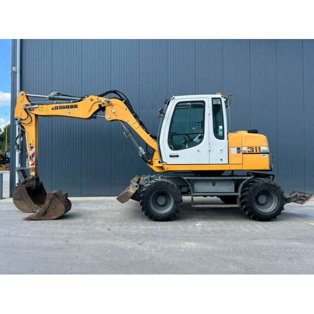 2013 Liebherr A 311 Litronic-42669663