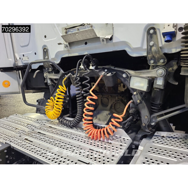 2020 مرسيدس بنز Actros 1942-42670404