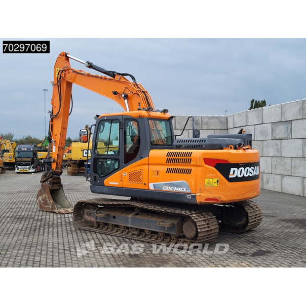 2020 Doosan DX140LC-5-42671184