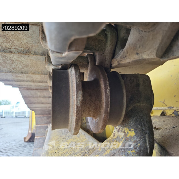 2013 كوماتسو D61PX-23-42671248