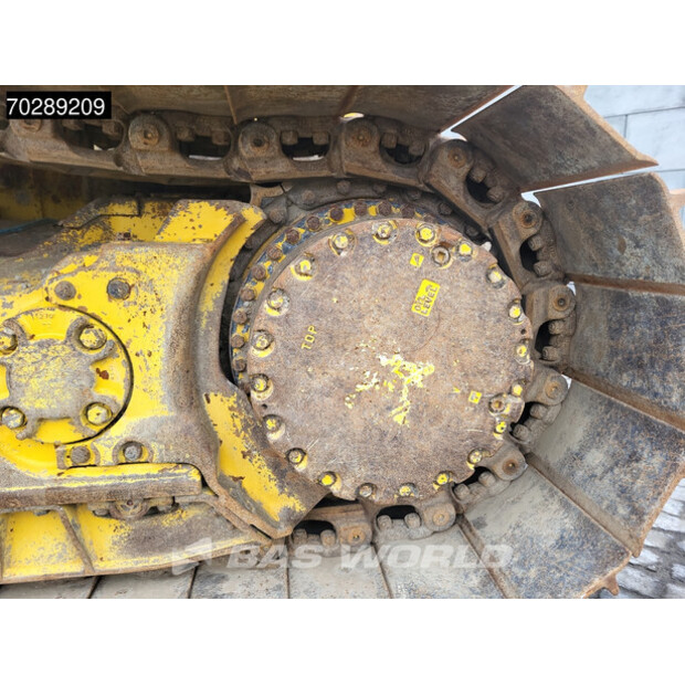2013 كوماتسو D61PX-23-42671250
