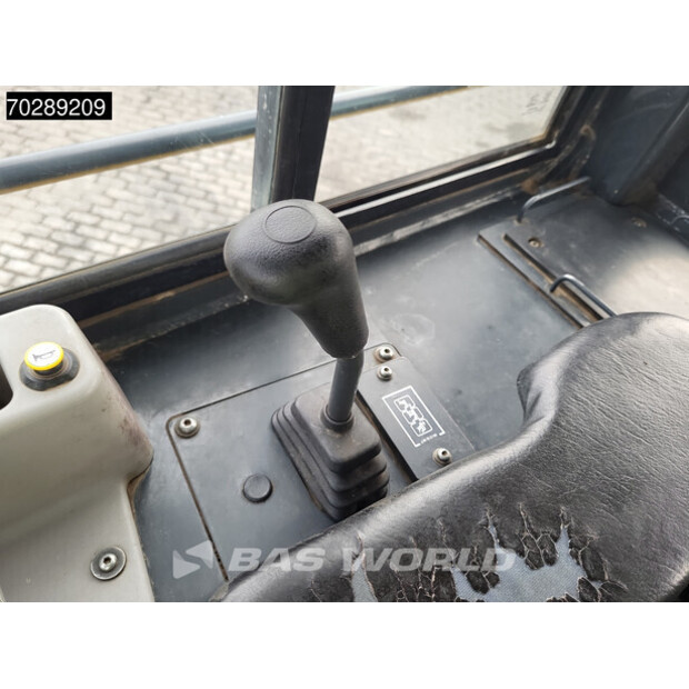 2013 كوماتسو D61PX-23-42671254