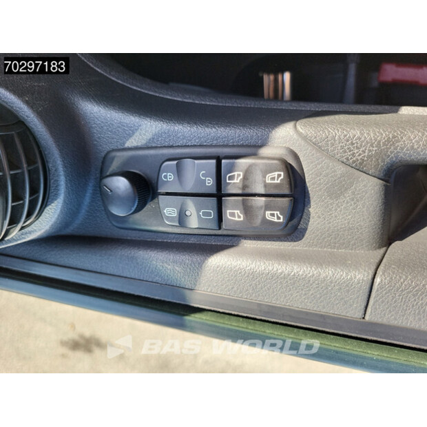 2020 مرسيدس بنز Atego 1221-42671473