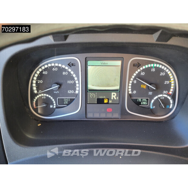 2020 مرسيدس بنز Atego 1221-42671477