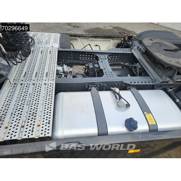 2021 مرسيدس بنز Actros 1848-42671603