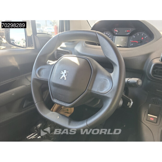 2021 Peugeot PARTNER-42672108