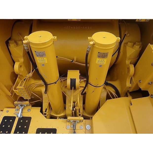2022 Komatsu BR380JG-3-42672375