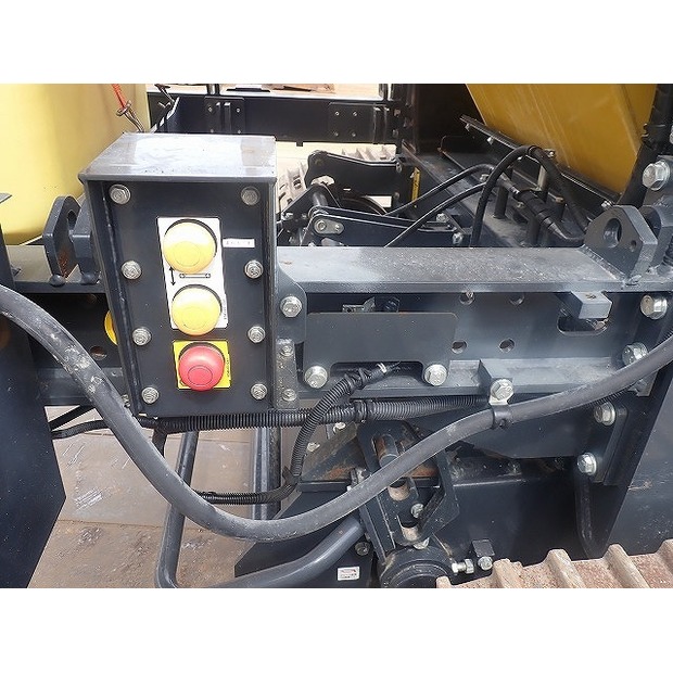 2022 Komatsu BR380JG-3-42672429