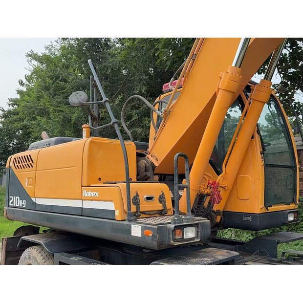 2021 هيونداي R210W-9-42672534