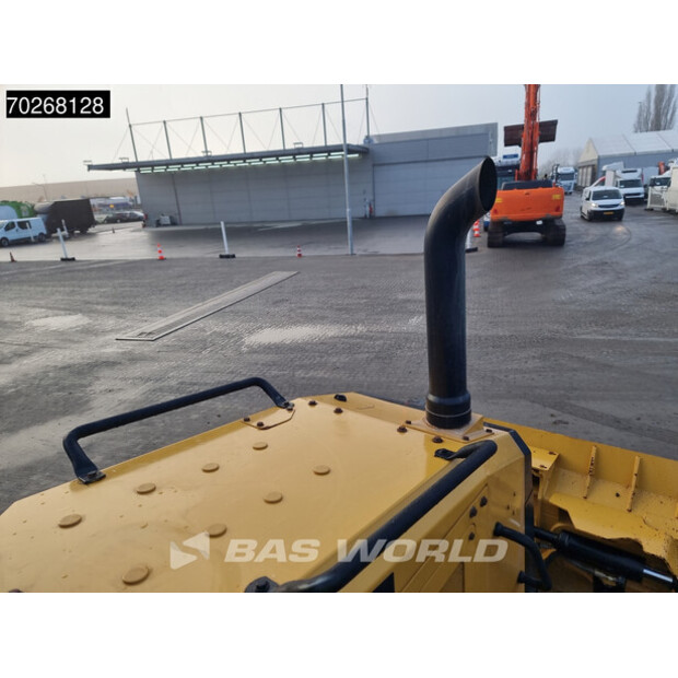 2020 كاتربيلر D6K2 LGP-42672638