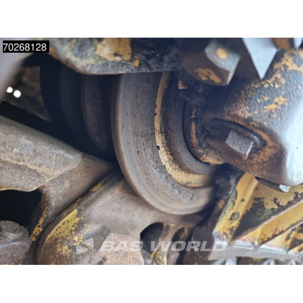 2020 كاتربيلر D6K2 LGP-42672645