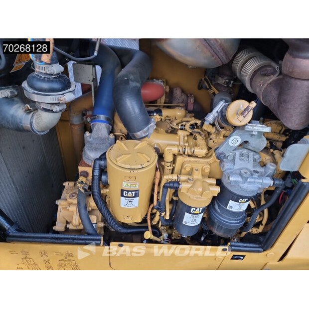 2020 كاتربيلر D6K2 LGP-42672652