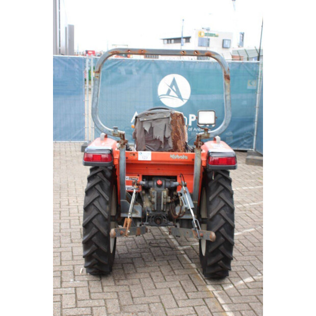 KUBOTA GRANDEL GL221-42673385