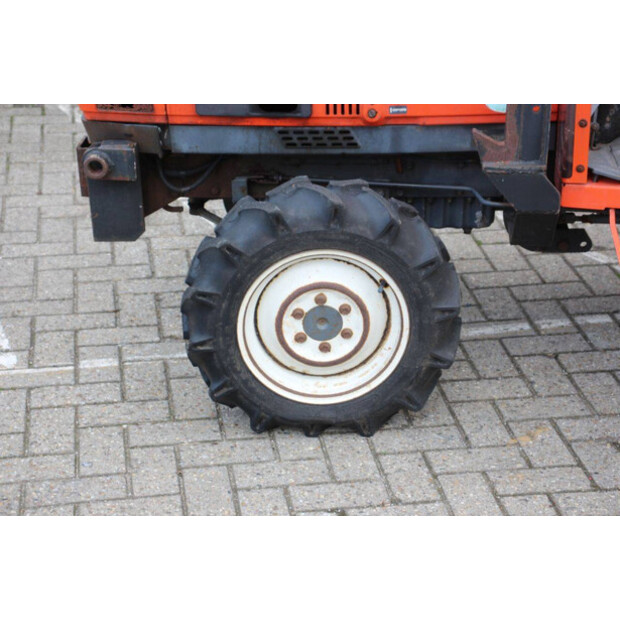 KUBOTA GRANDEL GL221-42673392
