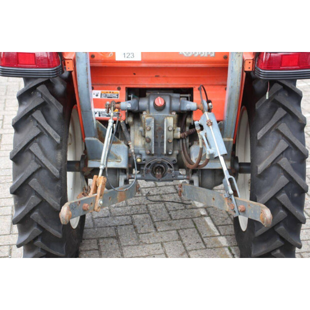 KUBOTA GRANDEL GL221-42673396
