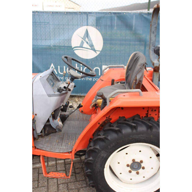 KUBOTA GRANDEL GL221-42673402