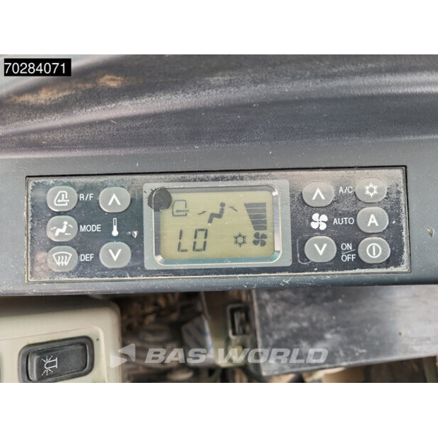2015 KOBELCO SK210LC-10-42674529