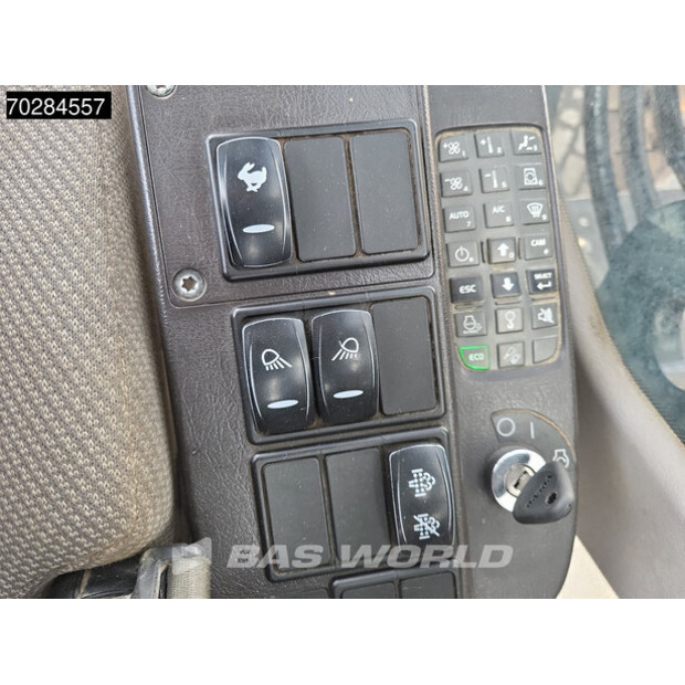 2014 فولفو EC300D-42675205