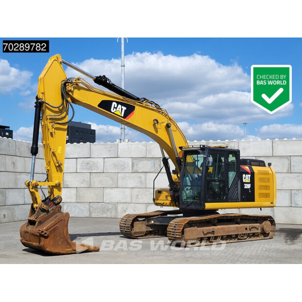 2017 Caterpillar 320FL-42676120