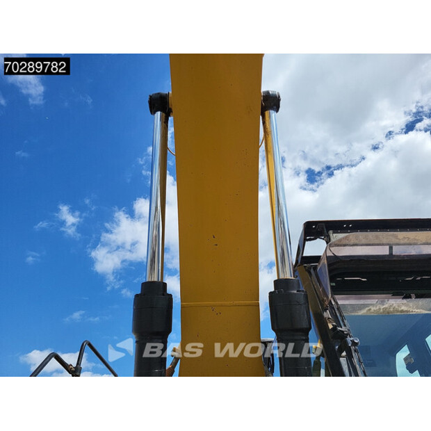 2017 Caterpillar 320FL-42676127