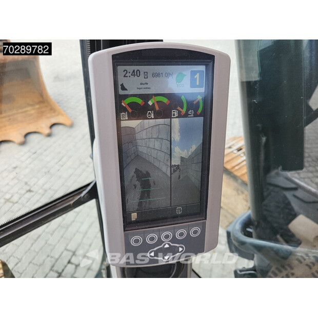 2017 Caterpillar 320FL-42676151