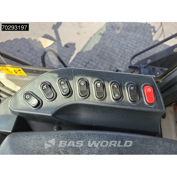 2019 كوماتسو WA380-8E0-42676596