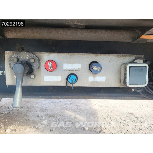 2004 Sor Vector 1800-42677183