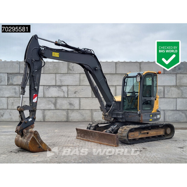2017 فولفو ECR88D-42677470