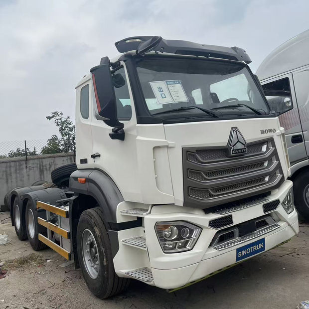 2020 هوو 375-42677840