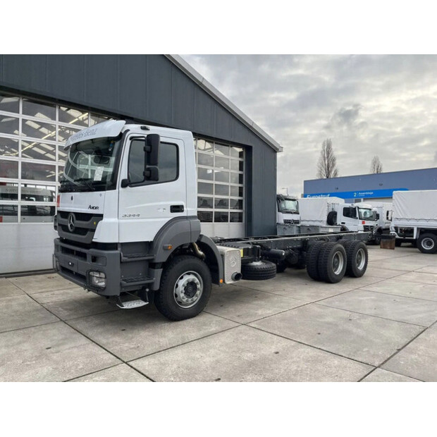 2022 Mercedes-Benz Axor 3344-42677927