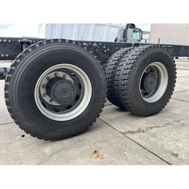 2022 Mercedes-Benz Axor 3344-42677942