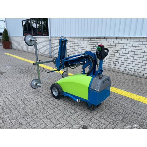 2018 Winlet 350-42679903