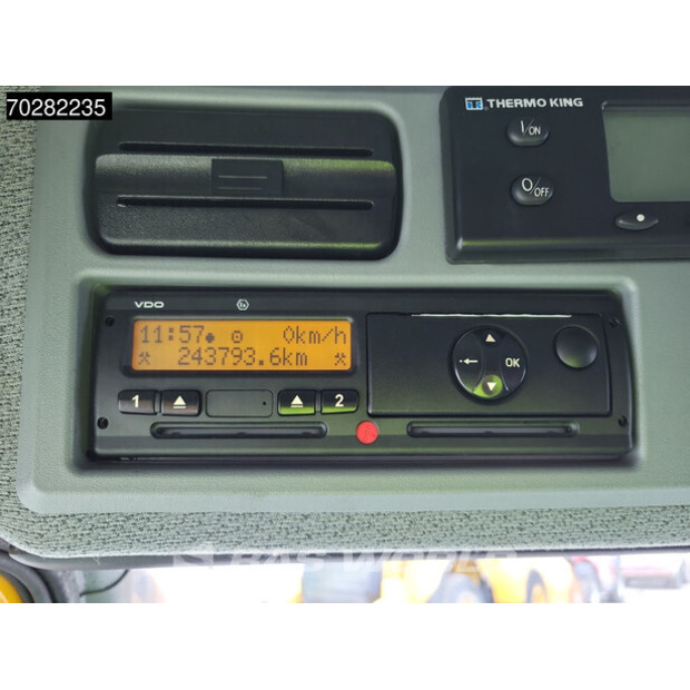 2015 مرسيدس بنز Atego 1324-42680314