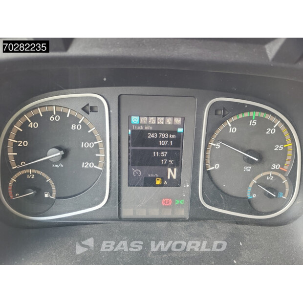 2015 مرسيدس بنز Atego 1324-42680315