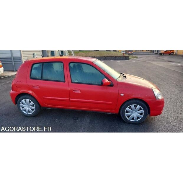 2010 Renault Clio-42695210