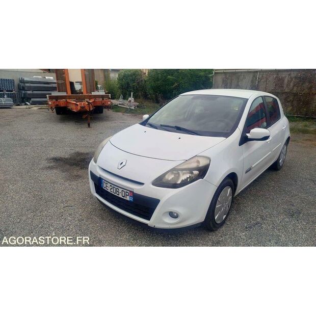 2012 Renault Clio-42695227