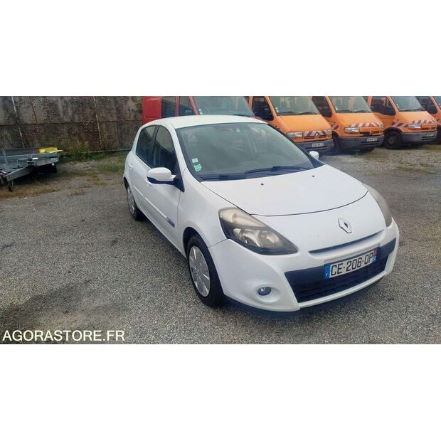 2012 Renault Clio-42695232