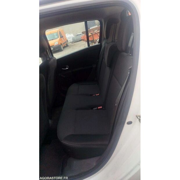 2012 Renault Clio-42695235