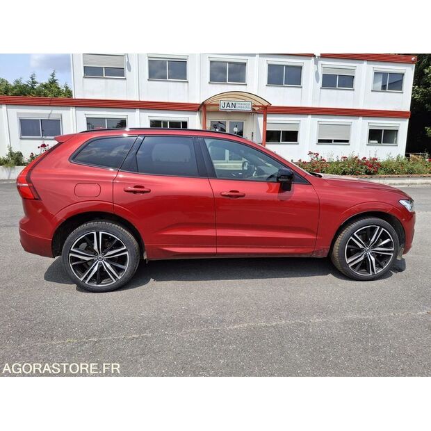 2022 Volvo XC60-42695415